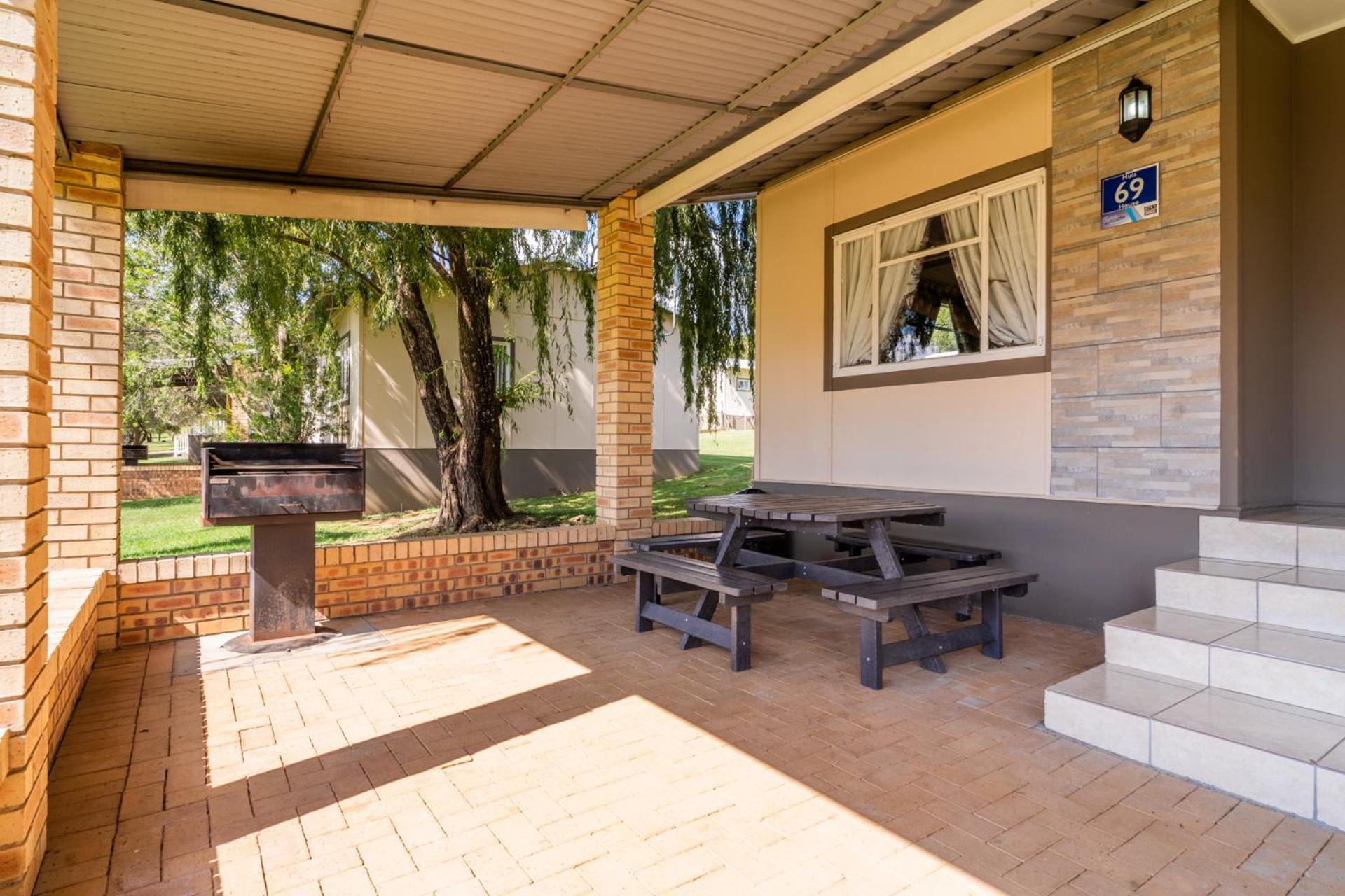 Atkv Drakensville Langkloof Exterior photo